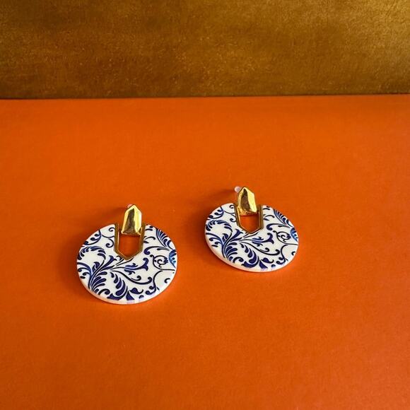 Chic Blue and Gold Swirl Earrings- Greek style, vacation bohemian, Turkish style - Picture 4 of 5